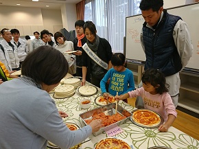 柏崎・夢の森公園でのTeam ECO Work!は悪天候のため、ピザ焼き体験の…