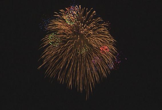 世界一･四尺玉も 万感の思いを込めて夜空に咲く大輪の花 人生の節目を彩る「片貝花火」【新潟】