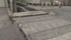 未明の住宅街で倒れている55歳男性発見　搬送先で死亡確認　死亡の経緯を捜査【新潟】 2025年05月10日(土)