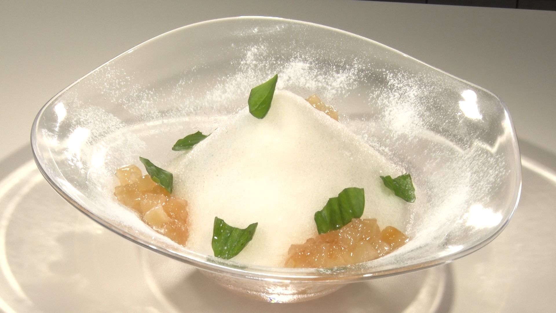 【新潟グルメ】新感覚！氷に味と香り 食感も変わる!?「液体をデザインするカキ氷」【新潟市中央区】