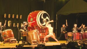 晩夏の島　宵闇を震わせる太鼓の響き　佐渡市で「アースセレブレーション」開催【新潟】　 2025年08月23日(土)