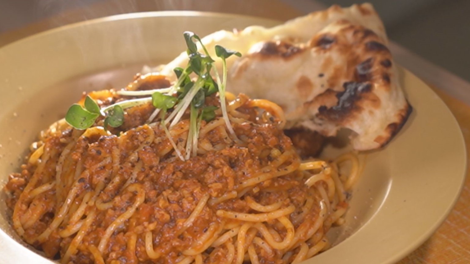 【新潟グルメ】選べる楽しさ！スパイス効いたネパールの家庭料理【五泉市】