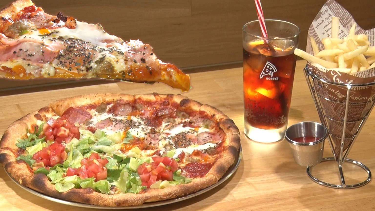 【新潟グルメ】本場アメリカ人も太鼓判！新潟でも食べられるニューヨークスタイルの「本格ピザ」【新潟市西区】