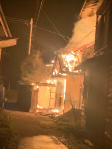 住宅火災で1人死亡  現場から約20ｍ離れたカーポートで遺体発見  住人の高齢男性と連絡取れず【新潟・村上市】 2026年03月29日(日)