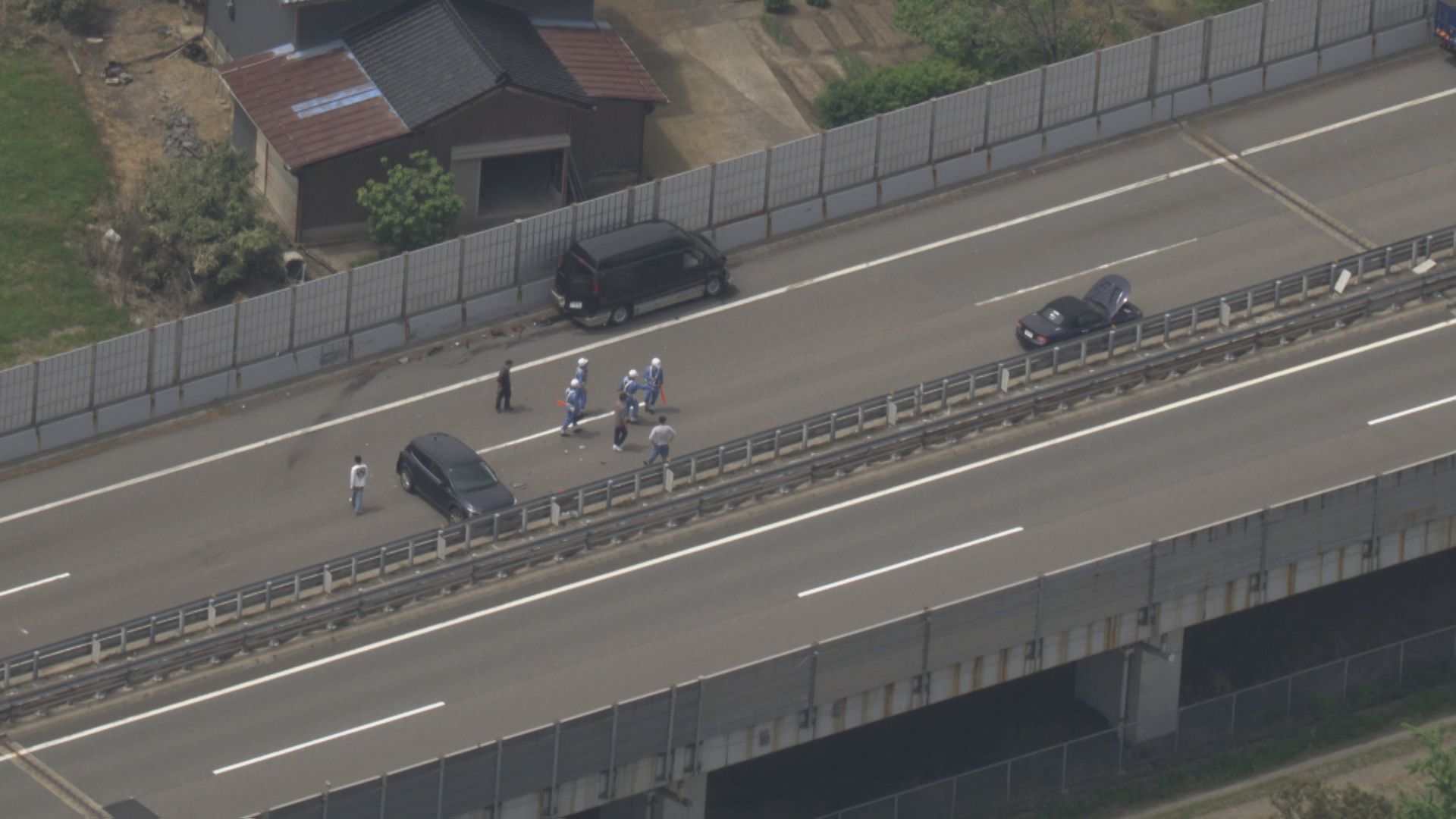 【続報】北陸道下り線で複数の事故　午後２時に通行止め解除【新潟】 2026年05月03日(日)